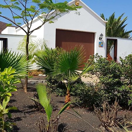 Lovely Villa Nico Playa Blanca, Hot Tub, Communal Pool Luaran gambar