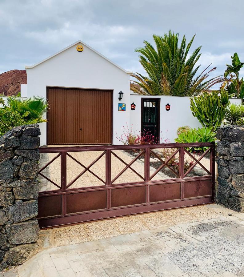 Lovely Villa Nico Playa Blanca, Hot Tub, Communal Pool Luaran gambar