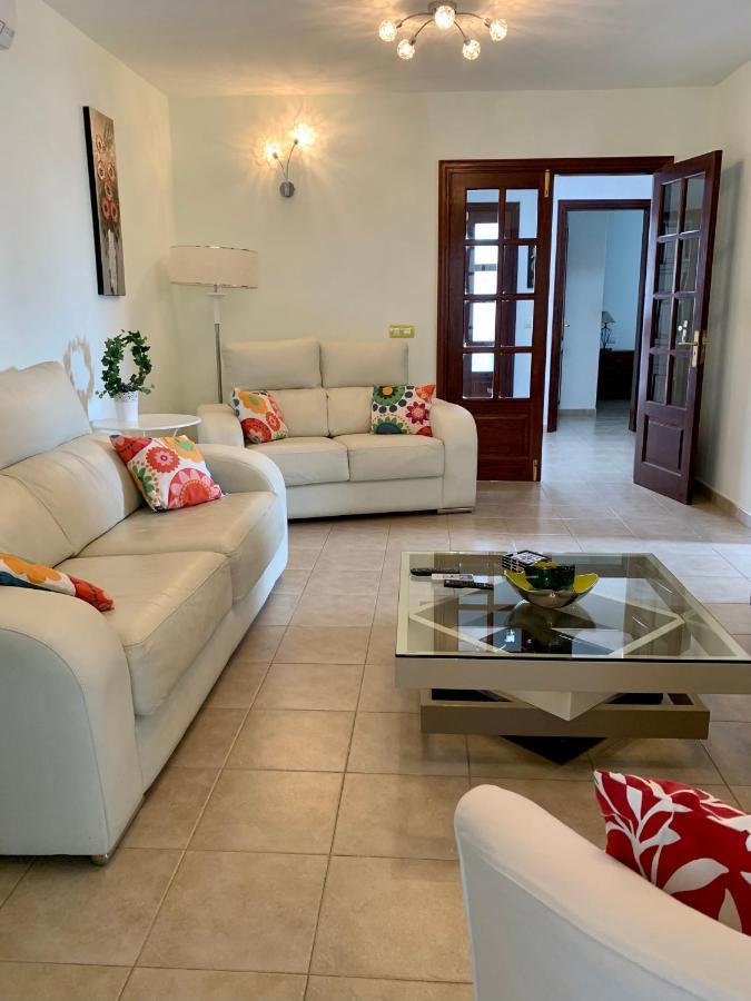 Lovely Villa Nico Playa Blanca, Hot Tub, Communal Pool Luaran gambar